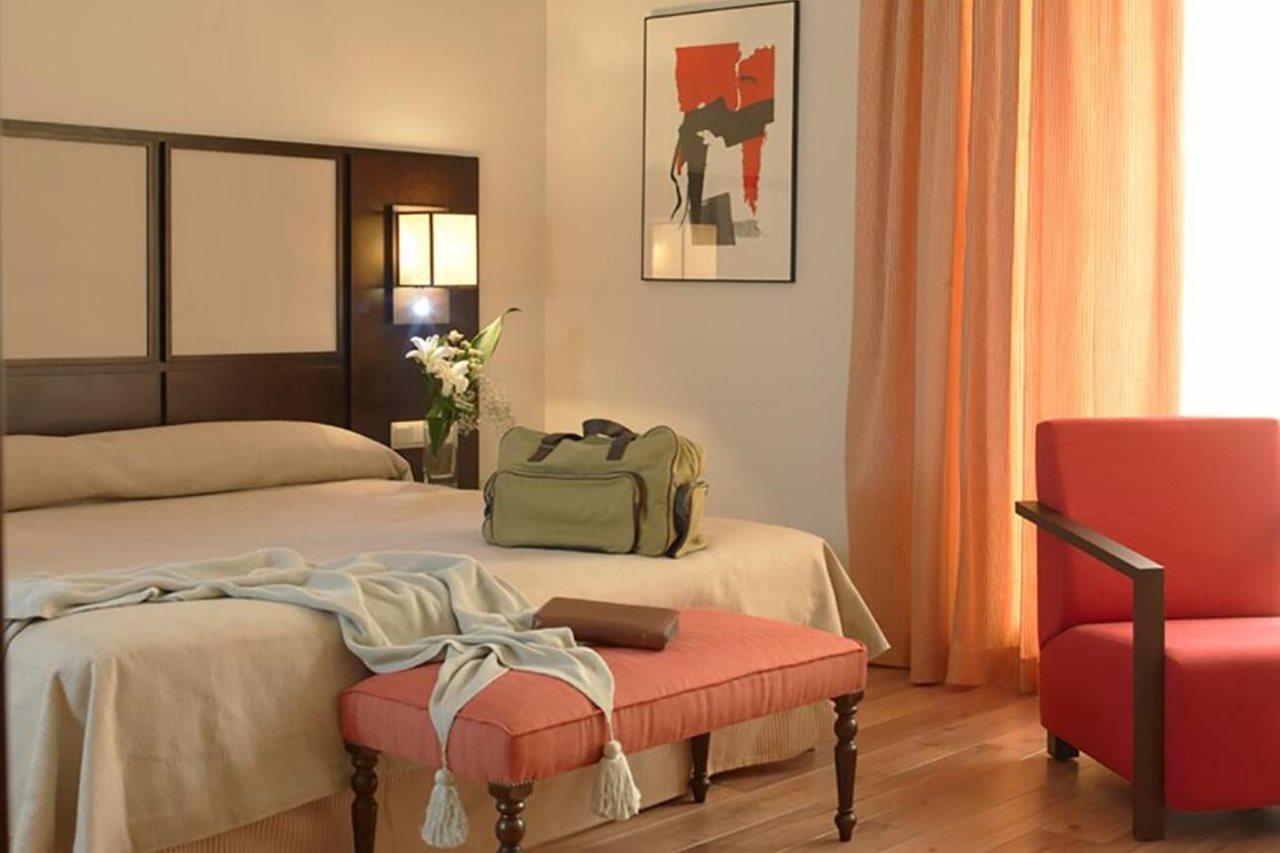 Hotel Isla De La Garena Alcalá de Henares Zewnętrze zdjęcie
