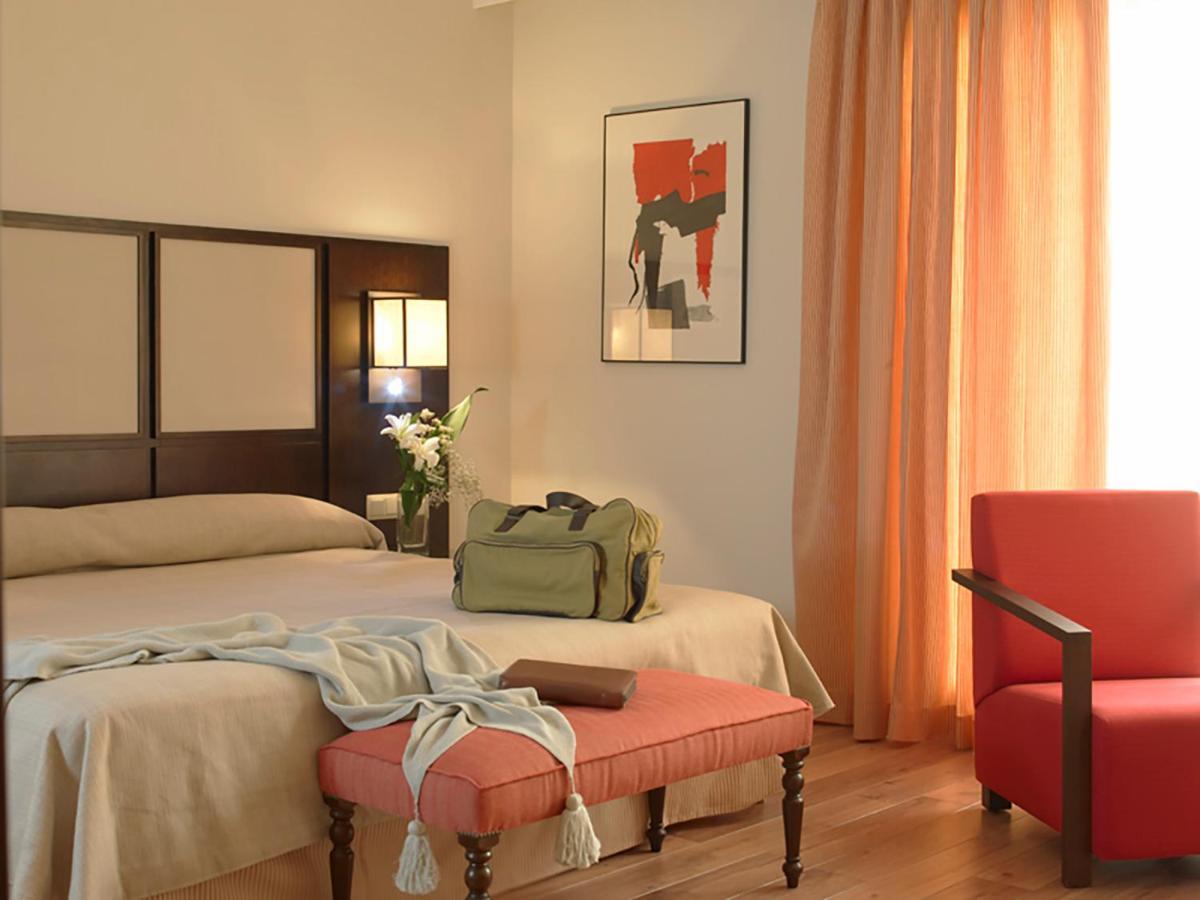 Hotel Isla De La Garena Alcalá de Henares Pokój zdjęcie