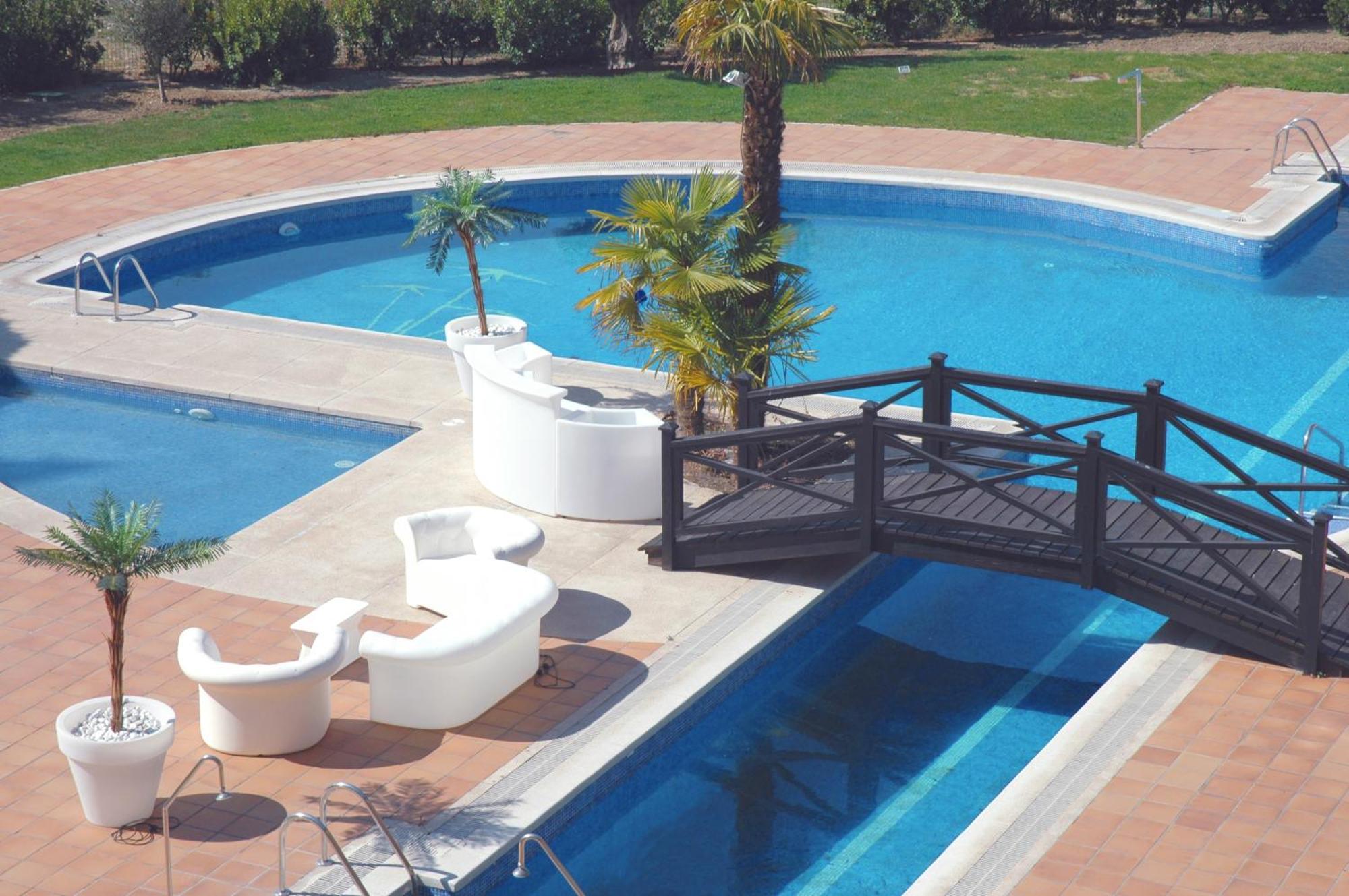 Hotel Isla De La Garena Alcalá de Henares Zewnętrze zdjęcie